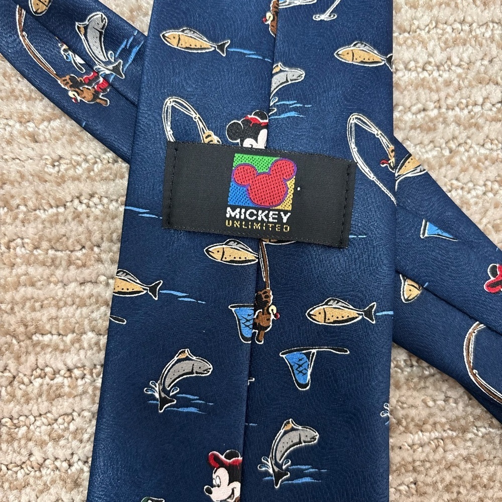 Mickey and Goofy Fishing Tie - Picture 3 of 3